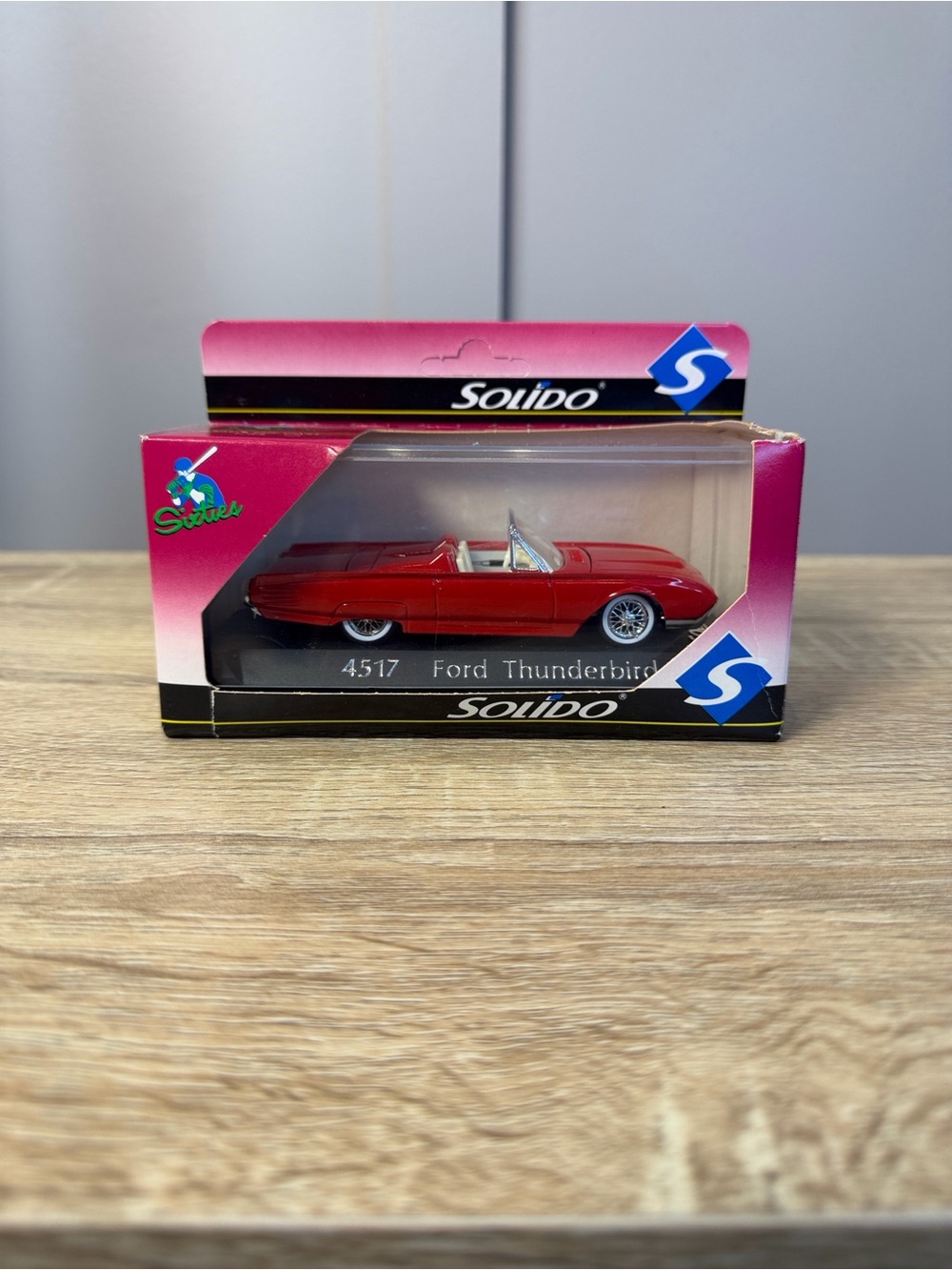 VINTAGE SOLIDO SIXTIES FORD THUNDERBIRD #4517 DIECAST 1:43 + BOX MADE IN FRANCE